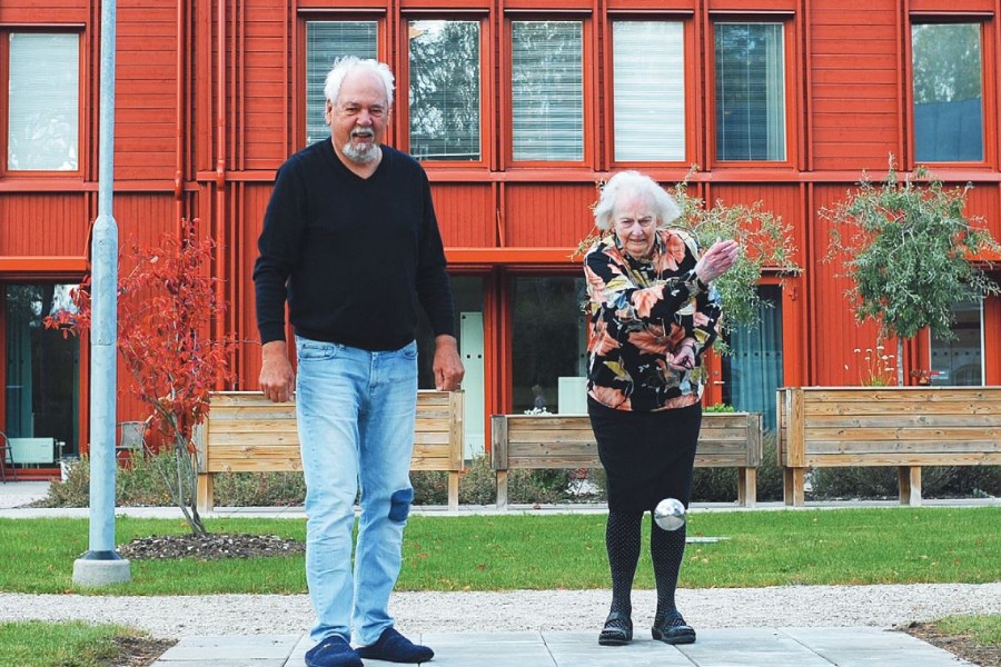 Albert och Britta, boende p&#229; Regementsgatan