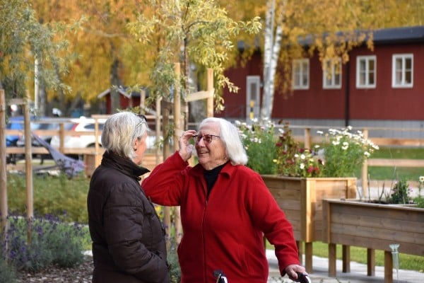 Attendo bist&#229;r region Gotland med platser